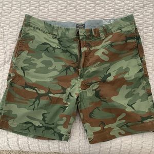 Camo print J Crew shorts size 33 inseam 7